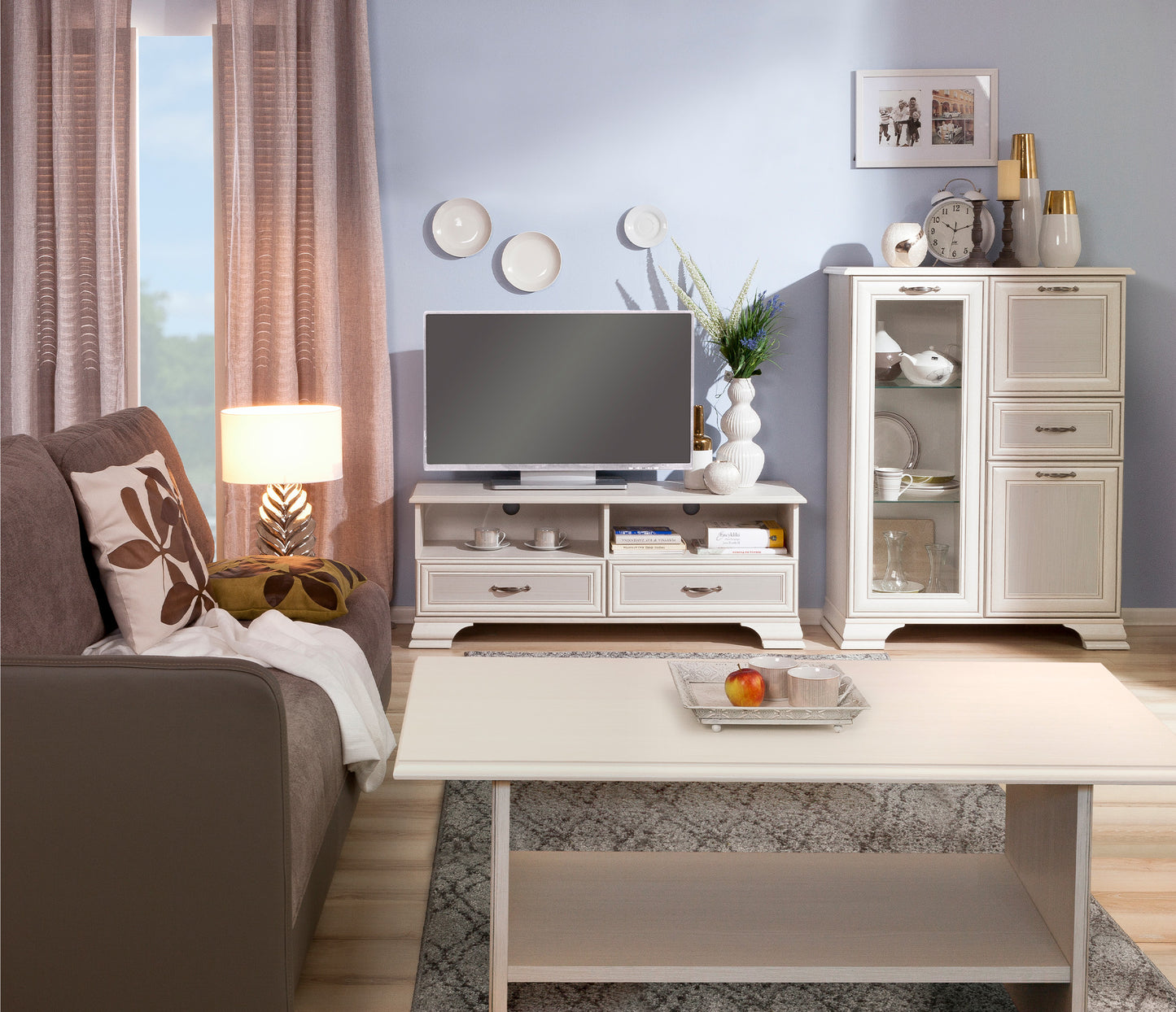 TIFFANY II vitrina žema-baras